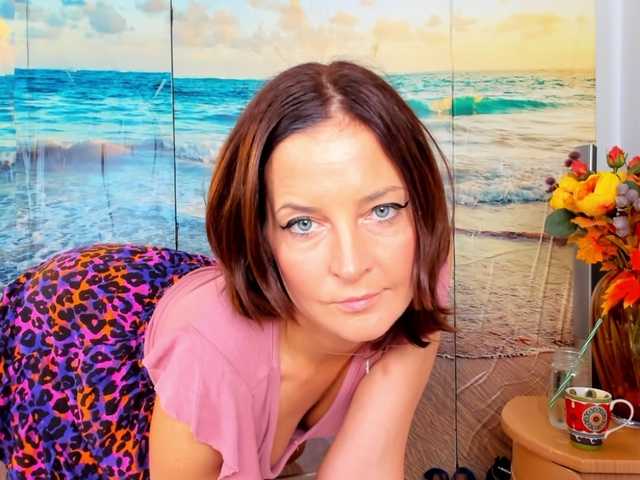 SatyneQueen live cam on BongaCams