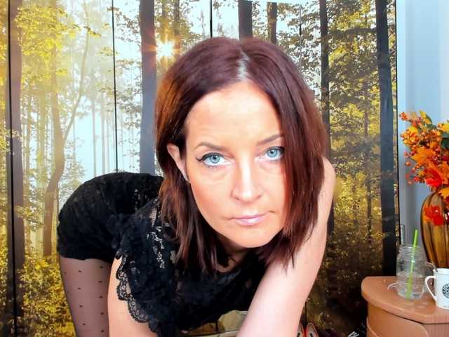 SatyneQueen's BongaCams show and profile