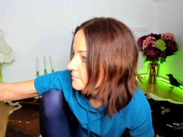 SatyneQueen webcam
