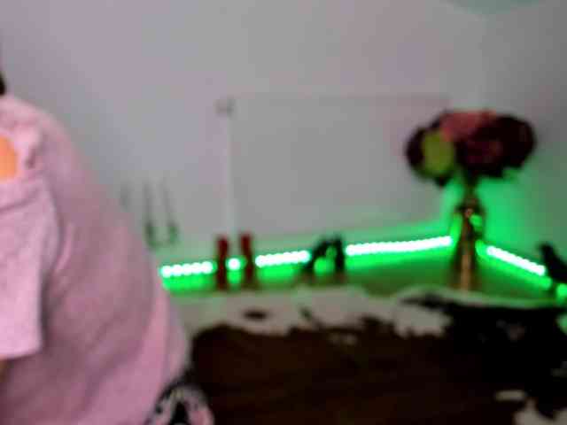 SatyneQueen webcam