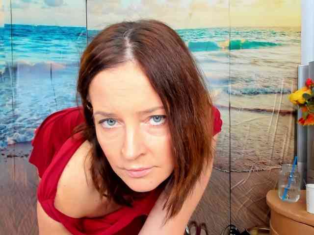 SatyneQueen webcam
