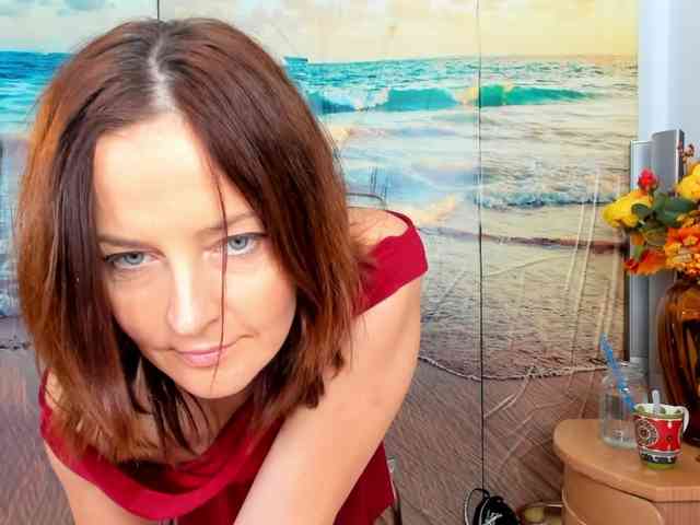 SatyneQueen webcam