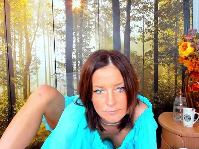 SatyneQueen webcam