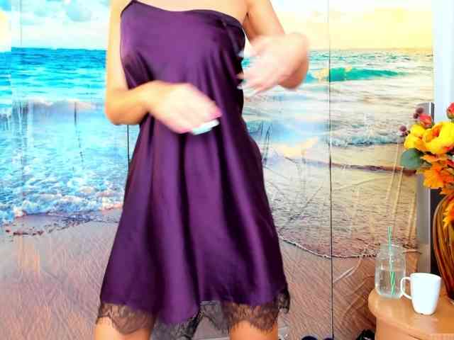 SatyneQueen webcam