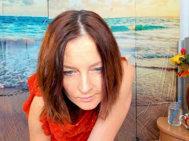 SatyneQueen webcam