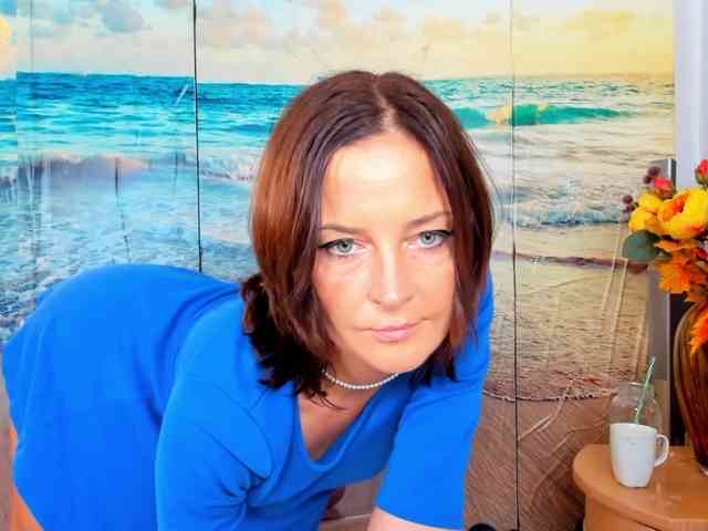 SatyneQueen webcam