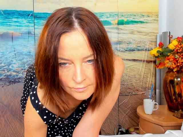 SatyneQueen webcam