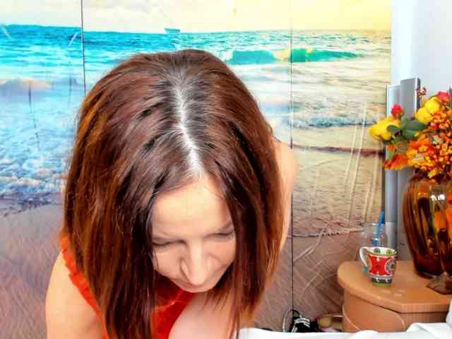 SatyneQueen webcam