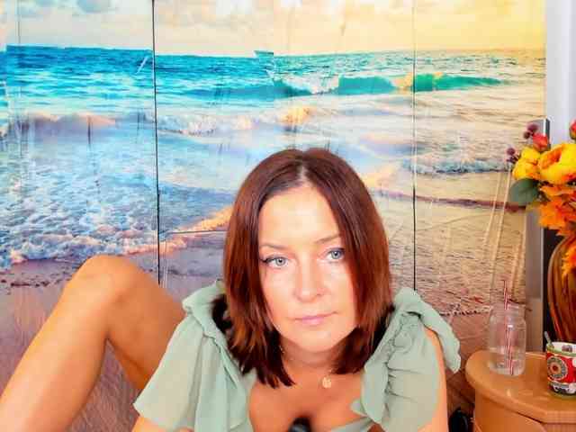 SatyneQueen webcam