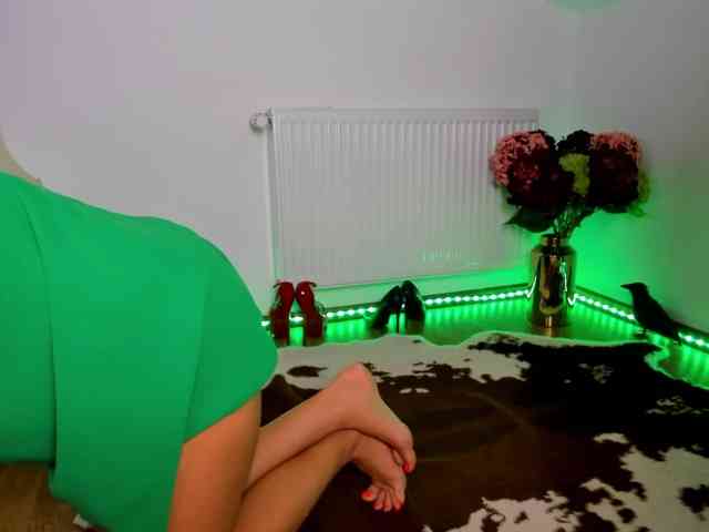 SatyneQueen webcam