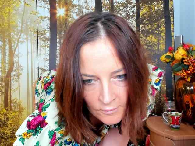 SatyneQueen webcam