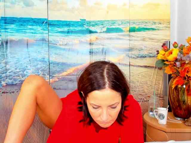 SatyneQueen webcam