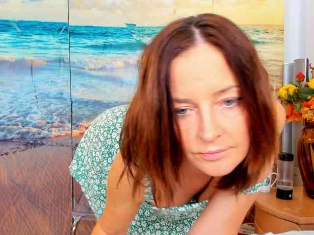 SatyneQueen webcam
