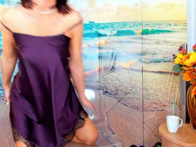 SatyneQueen webcam