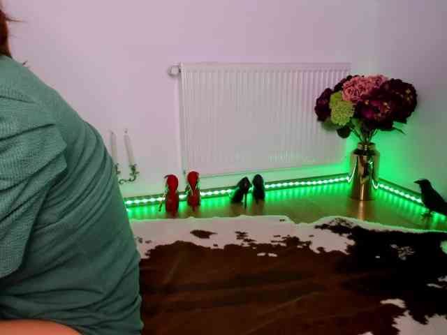 SatyneQueen webcam