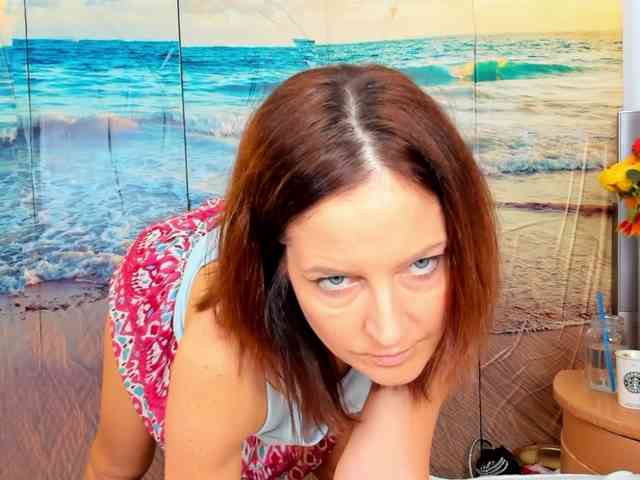 SatyneQueen webcam