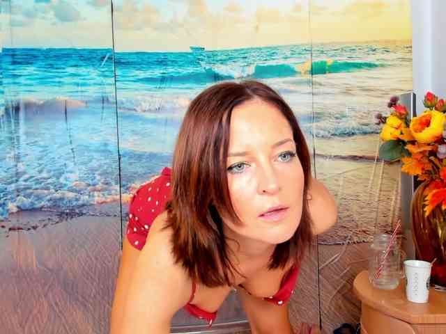 SatyneQueen webcam