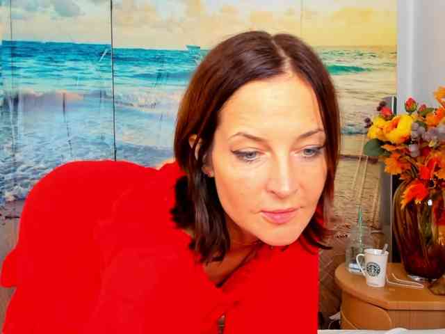 SatyneQueen webcam