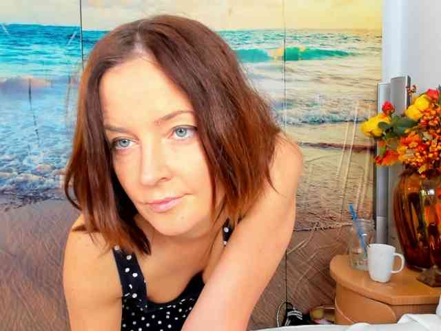 SatyneQueen webcam