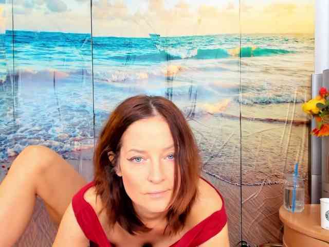 SatyneQueen webcam