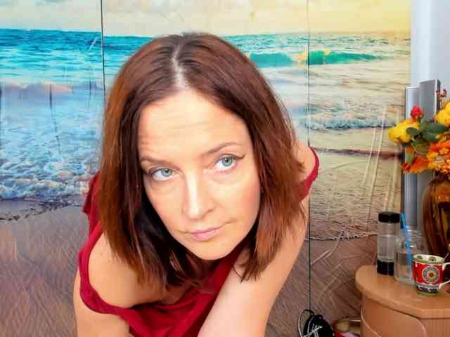SatyneQueen webcam