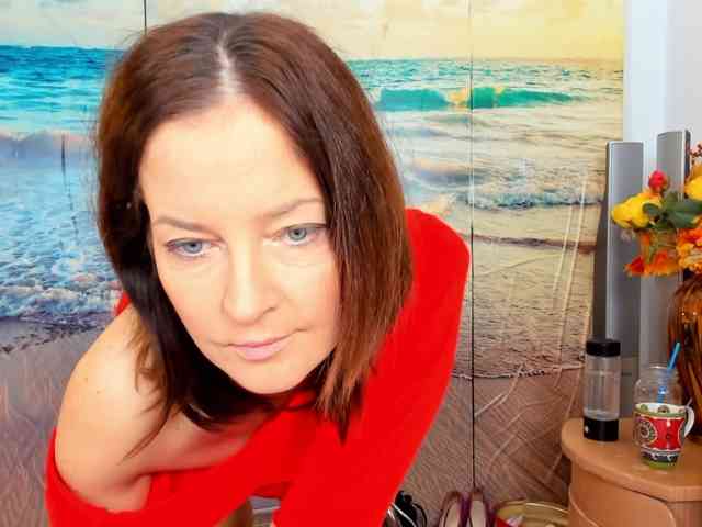 SatyneQueen webcam