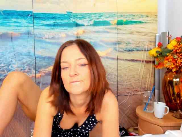 SatyneQueen webcam