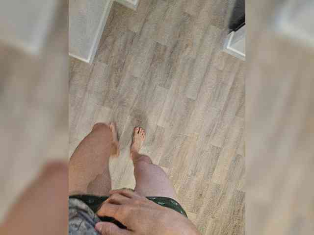 Denisspermastrel Live Webcam on BongaCams