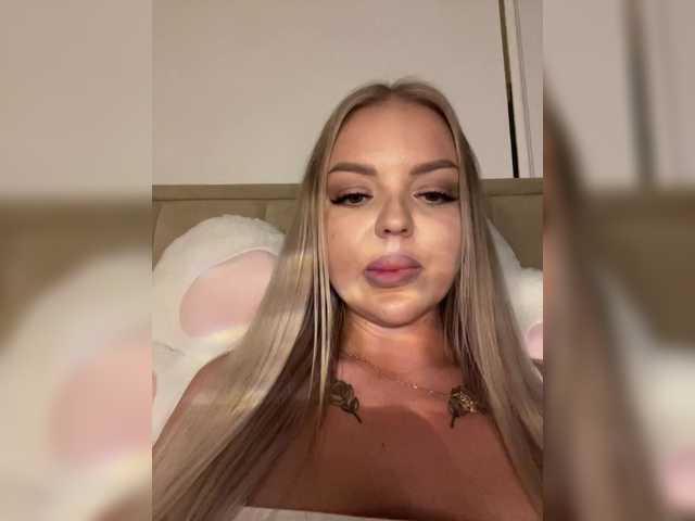 babysquirttt live cam on BongaCams