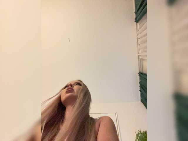 babysquirttt live cam on BongaCams