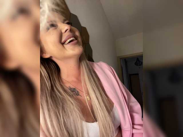 babysquirttt live cam on BongaCams