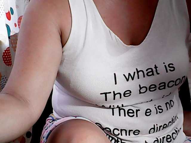 le modèle hotmama38 est en webcam porno dans un show sur le site bongacams, il possède les tags suivants: Asian,Brunette,Hairy