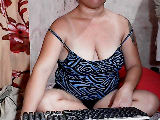 lovelylovelybabexx live cam on BongaCams