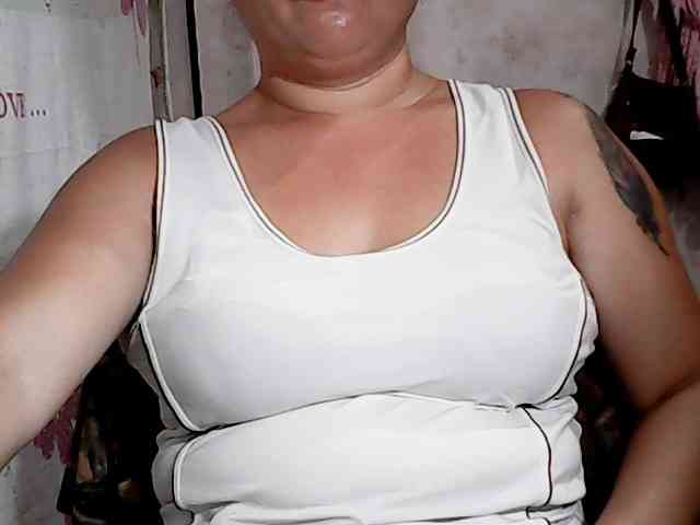 hotmama38 webcam