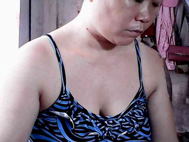 hotmama38 webcam