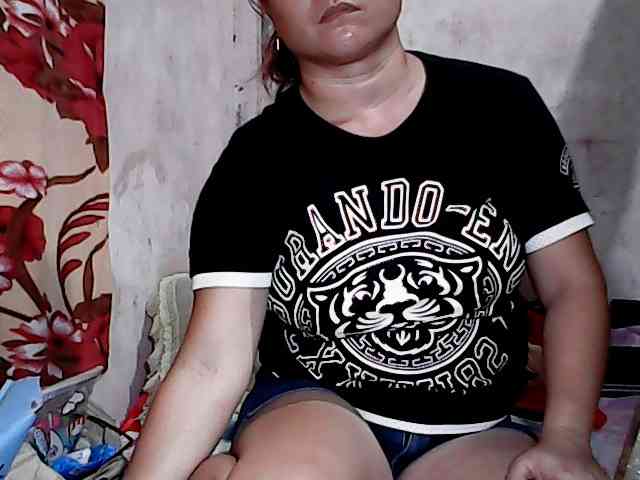 hotmama38 webcam