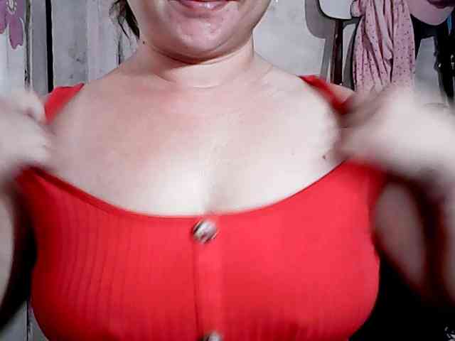 hotmama38 webcam