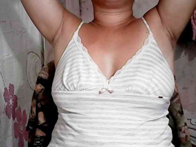 hotmama38 webcam