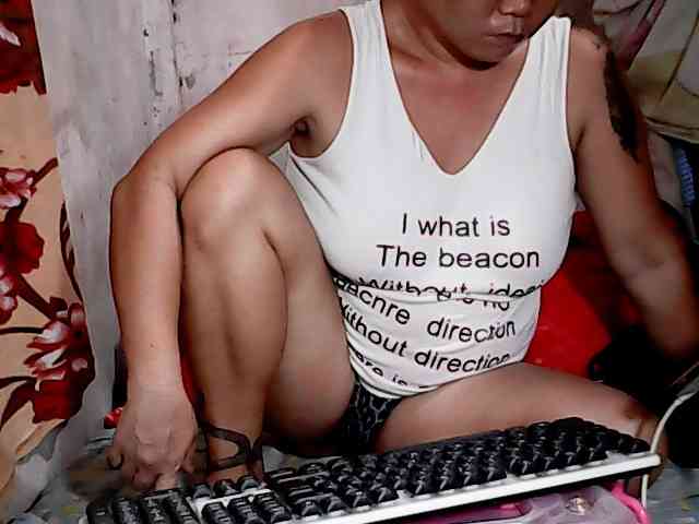 hotmama38 webcam