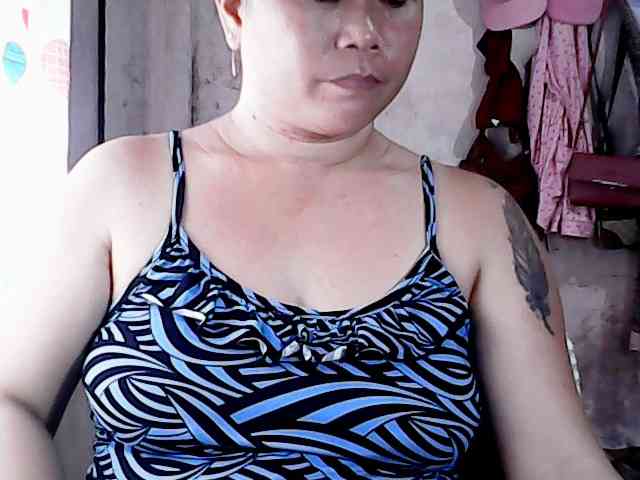 hotmama38 webcam