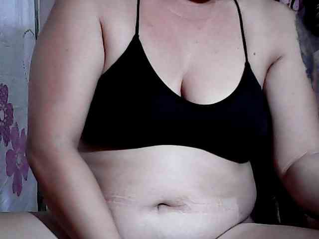 hotmama38 webcam
