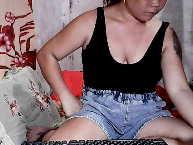 hotmama38 webcam