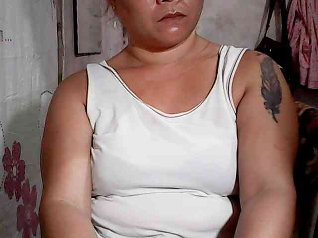 hotmama38 webcam