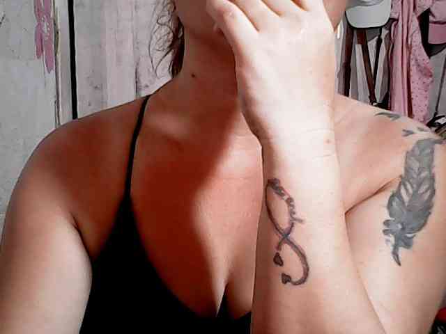 Model: hotmama38