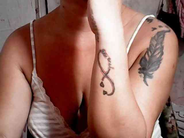 hotmama38 webcam