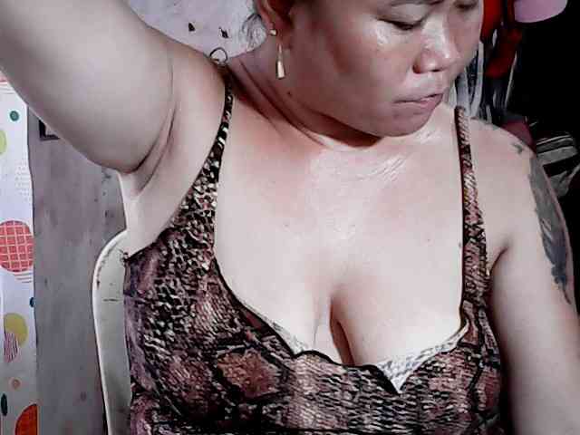 hotmama38 webcam