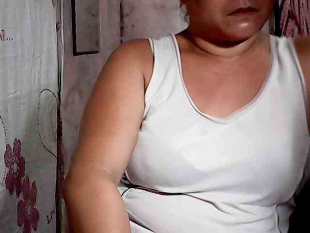hotmama38 webcam
