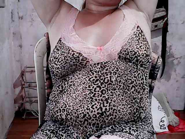 hotmama38 webcam