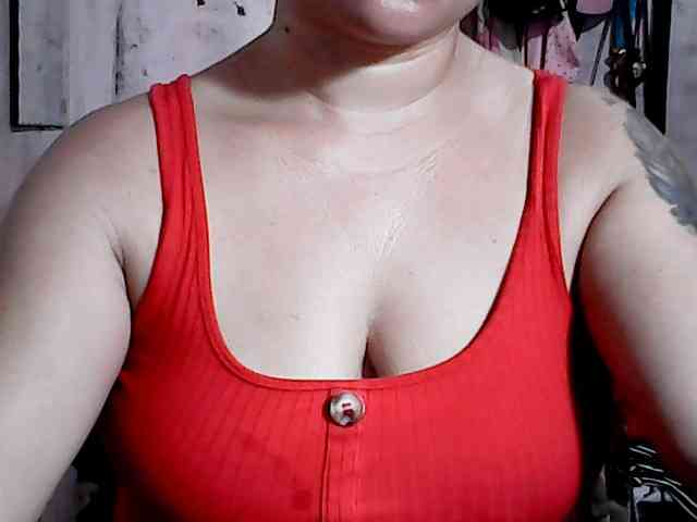 hotmama38 webcam