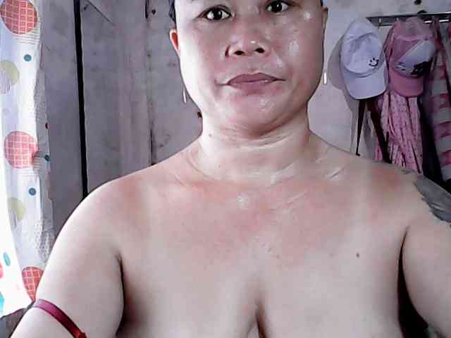 hotmama38 webcam